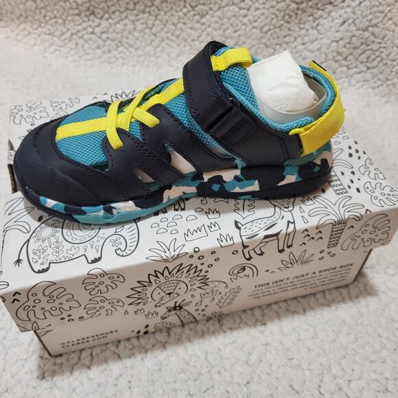 NEW Clarks Steggy Roar Fisherman Sandal, Navy Combi, 11 Wide US Unisex Big_Kid - Picture 2 of 7